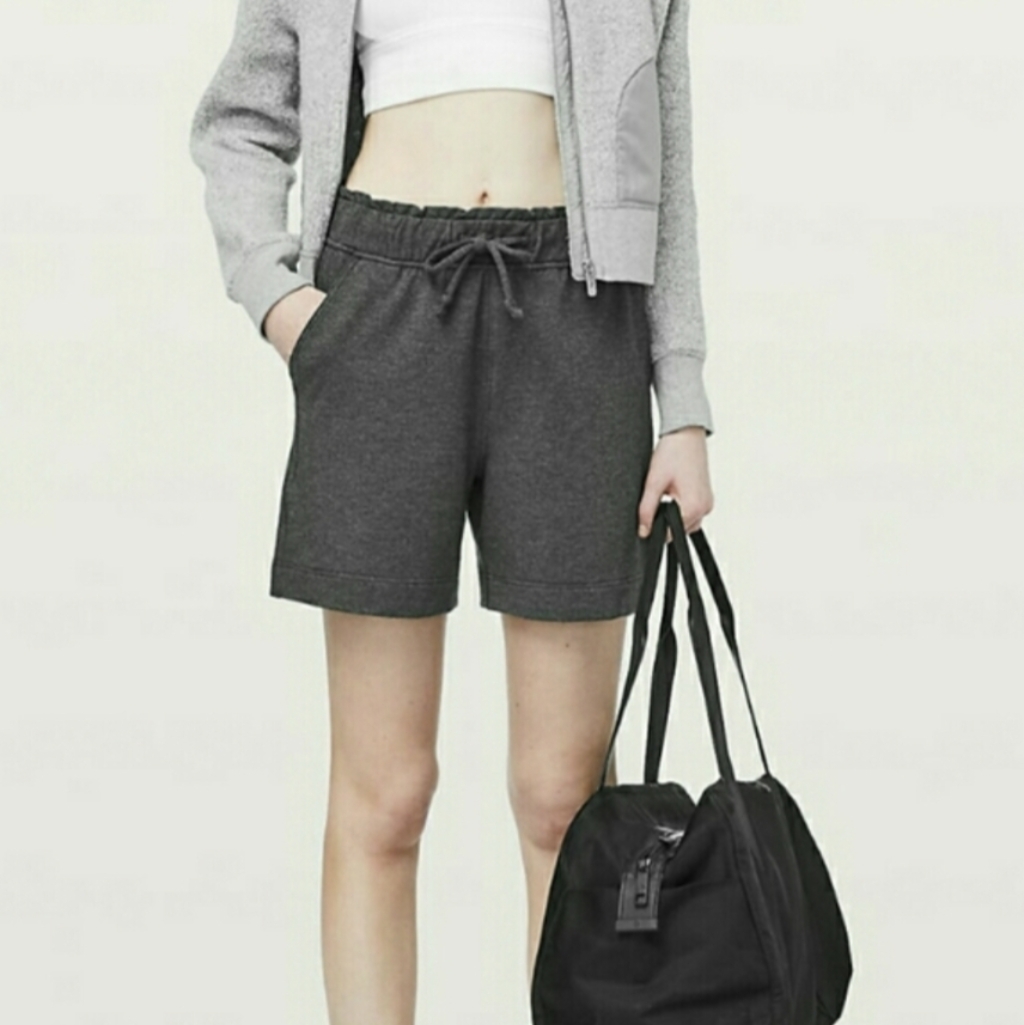 New Lululemon Athletica Sunday Charcoal Pull On Shorts Large 10
